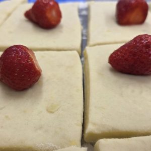 Domaće knedle s jagodom 500g - OPG Posavec Kovač