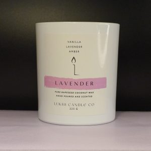 "Lavanda" proljetna kolekcija svijeća - istarski ručni rad 225g - Lukss Candle Co
