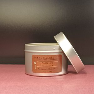 "Čokoladni kroasan" proljetna kolekcija svijeća - istarski ručni rad 95g - Lukss Candle Co