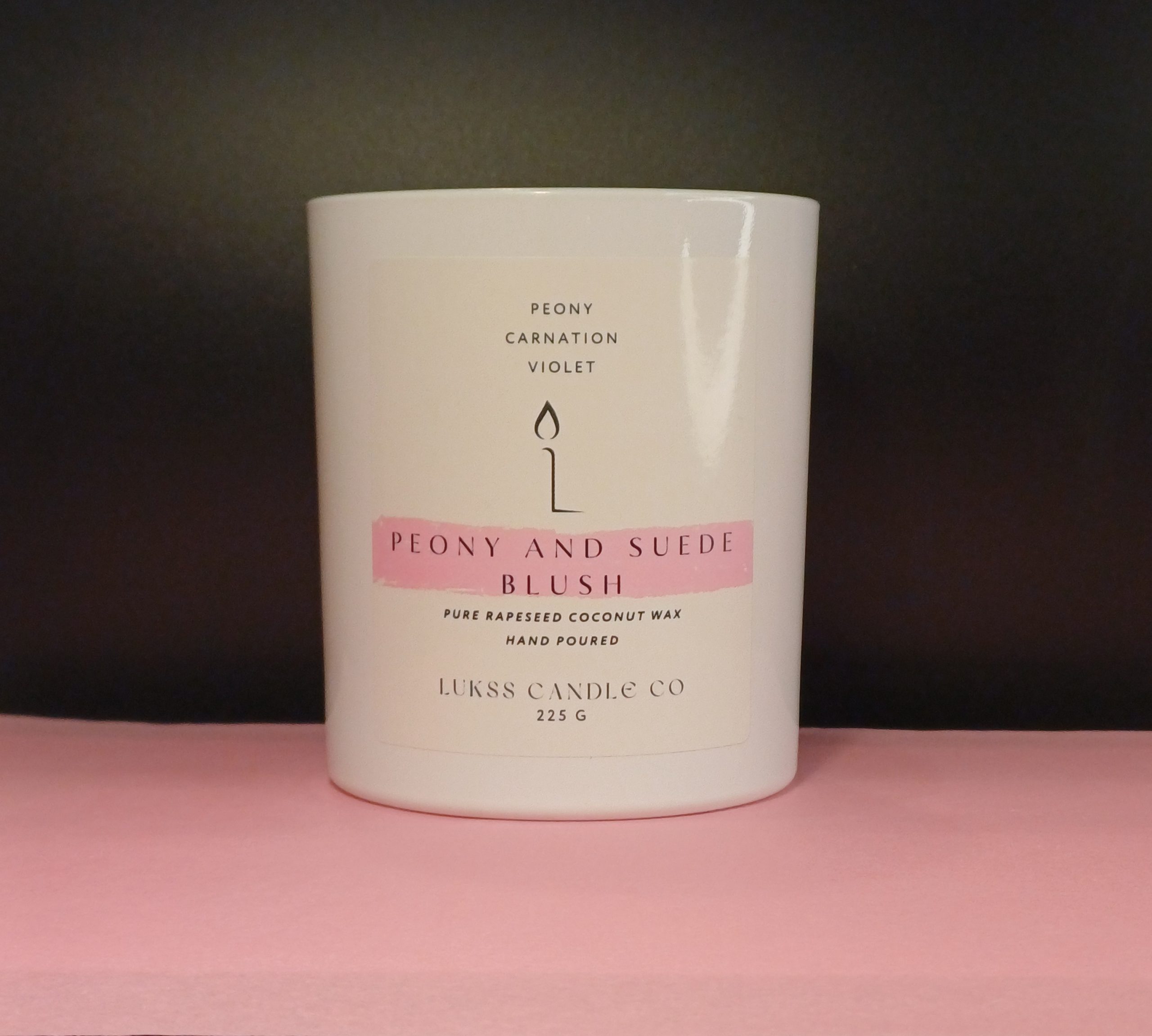Peony & Blush Suede proljetna kolekcija svijeća - istarski ručni rad 225g - Lukss Candle Co